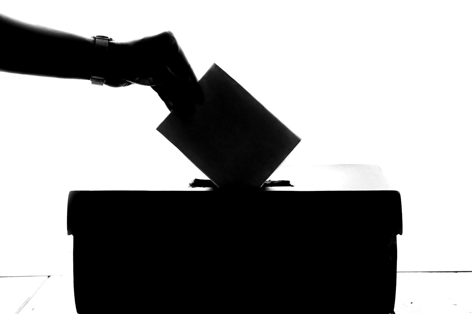 Association election dispute in Bangladesh — members casting ballots at an association general meeting