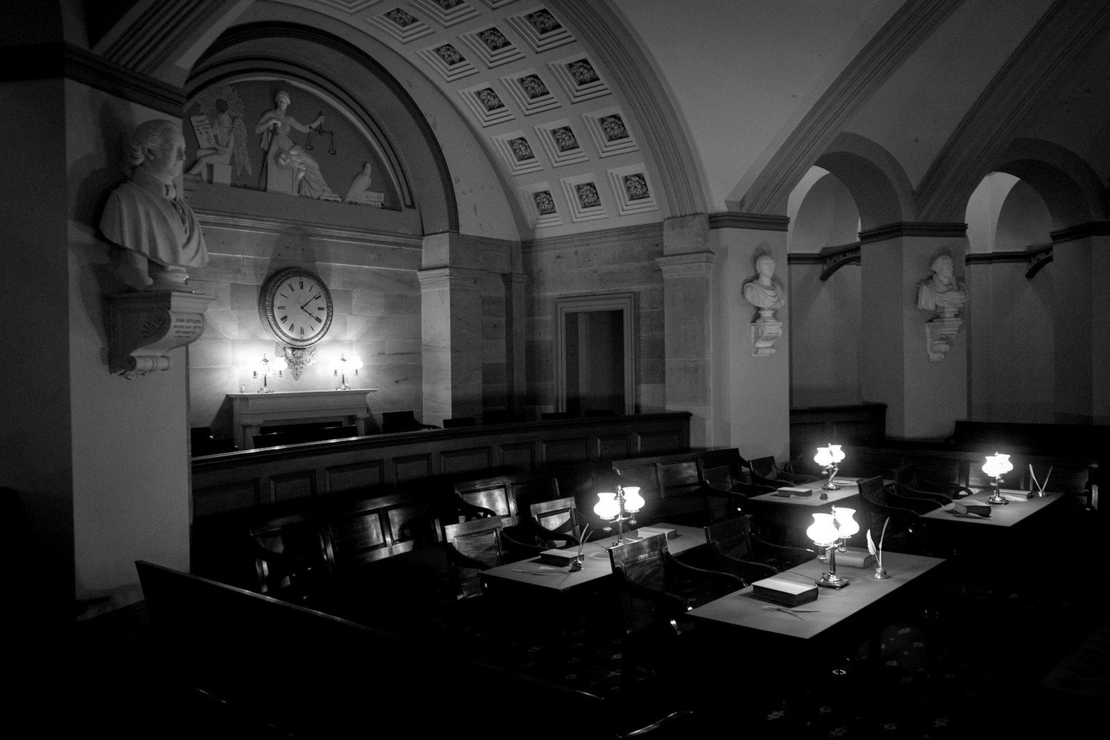 Criminal case process Bangladesh — courtroom where prosecution and defence evidence is heard at trial