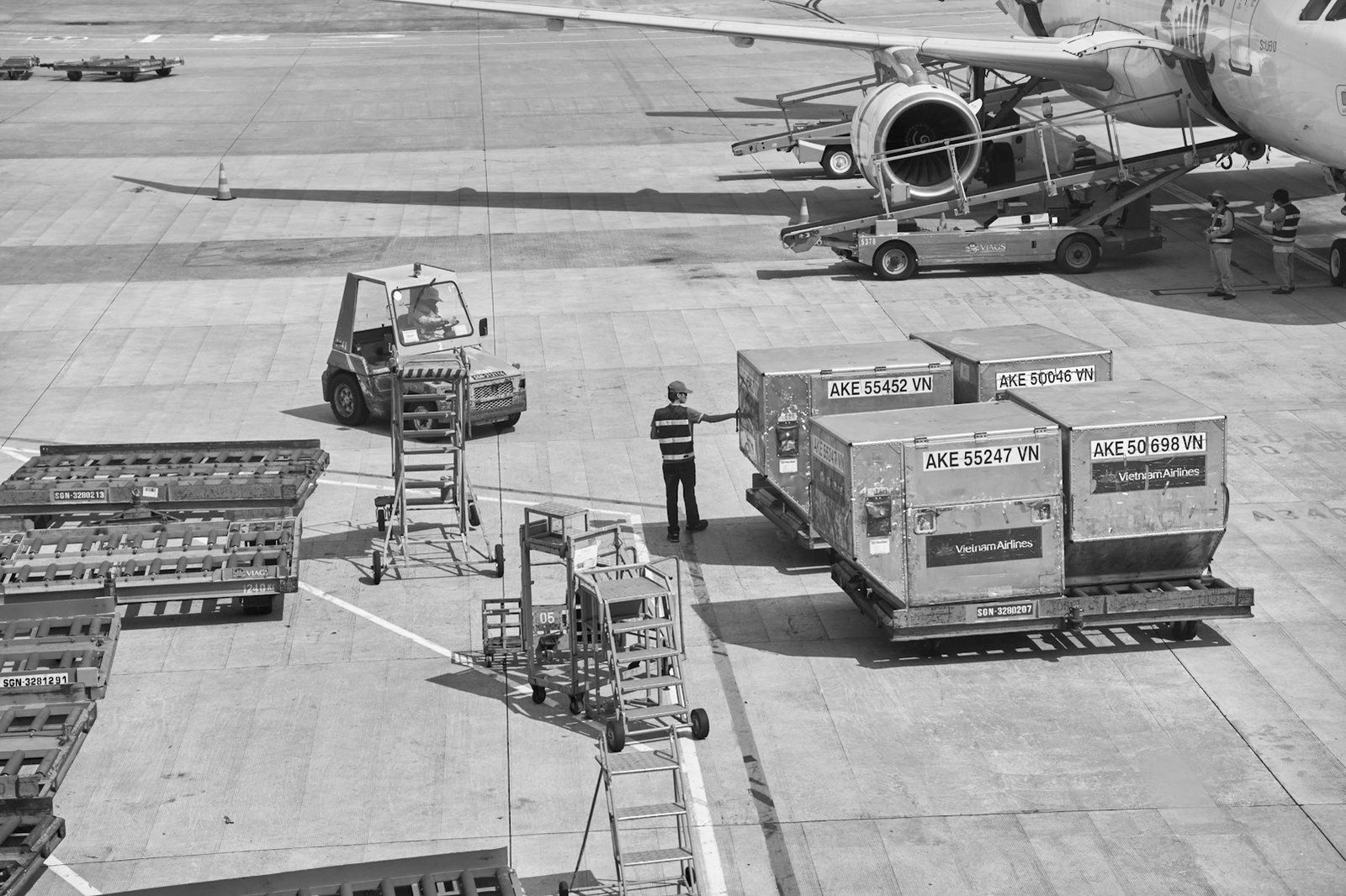 Customs law Bangladesh — importer reviewing shipping documents before filing a bill of entry