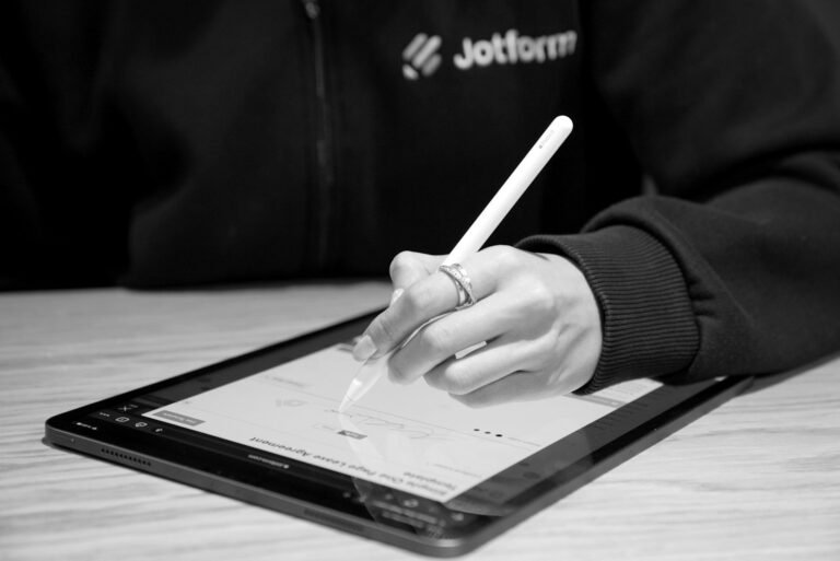 Digital Signature Law Bangladesh 2026: E-Signatures, Software Licensing and Online News Portal Registration