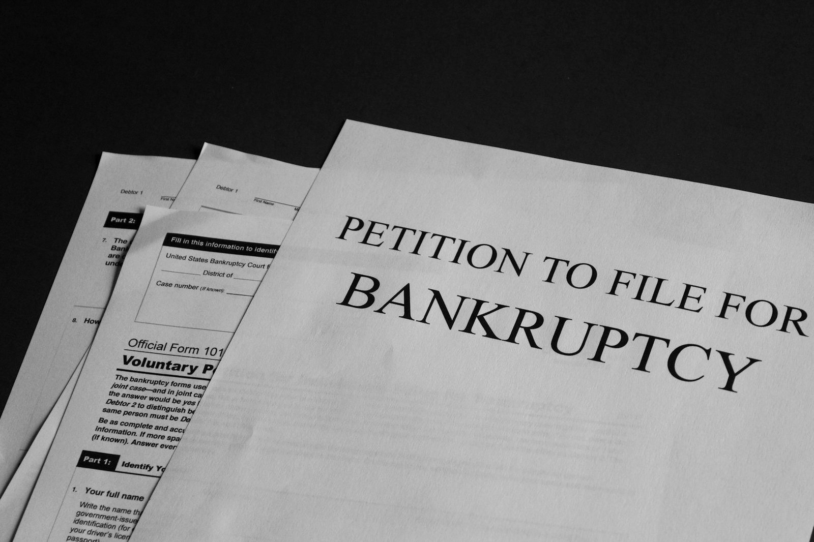 High Court Division Bangladesh — case files stacked to illustrate the 2026 backlog