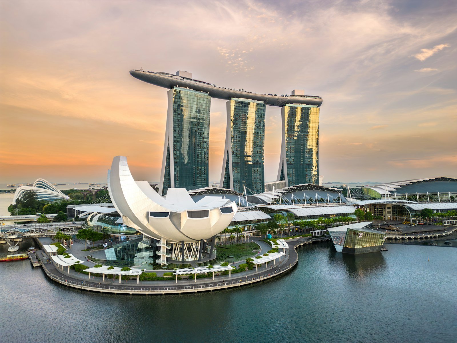IPP payment disputes in Bangladesh: Singapore skyline representing SIAC arbitration