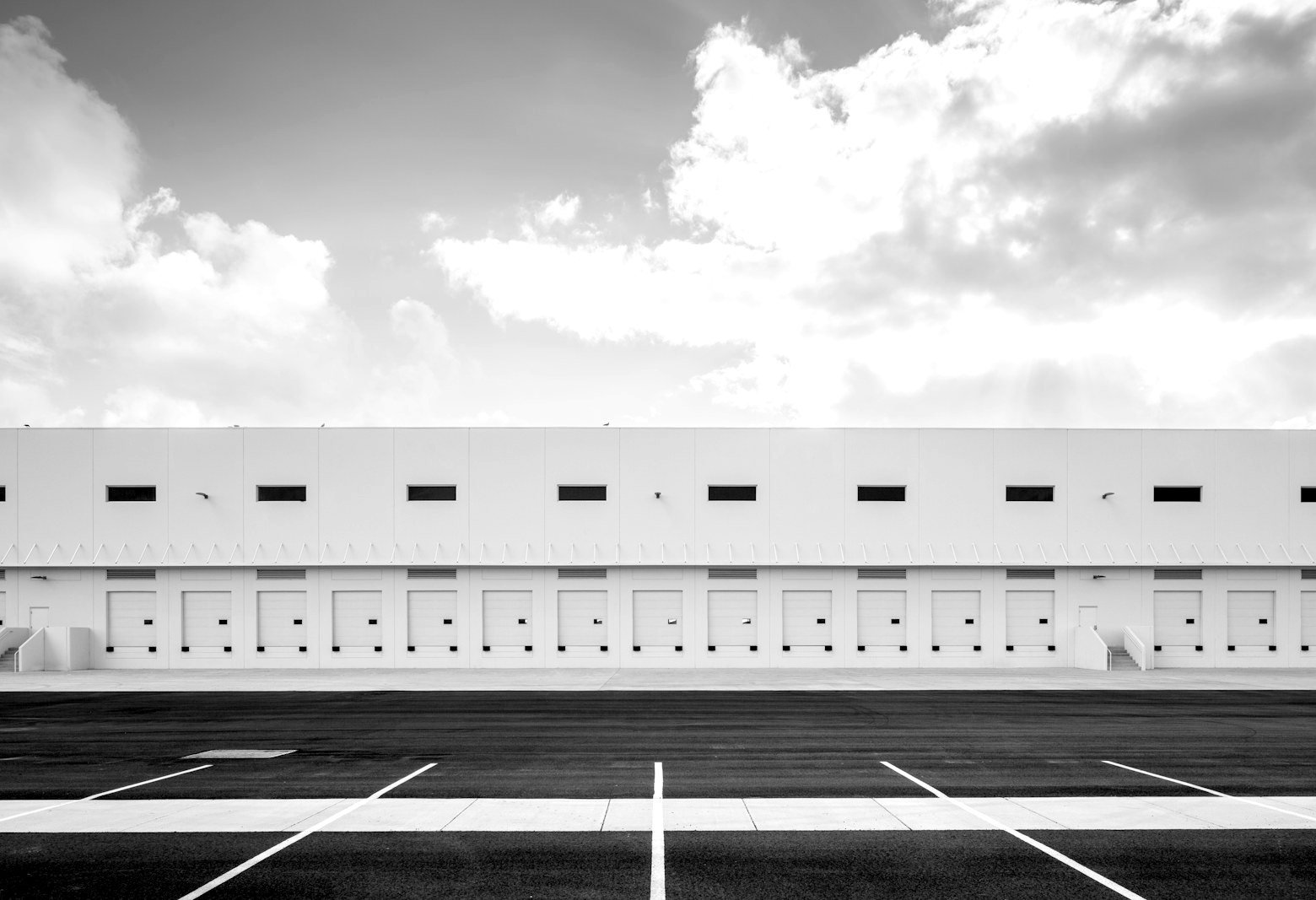 Lease agreement Bangladesh — commercial warehouse and office premises let on a registered lease