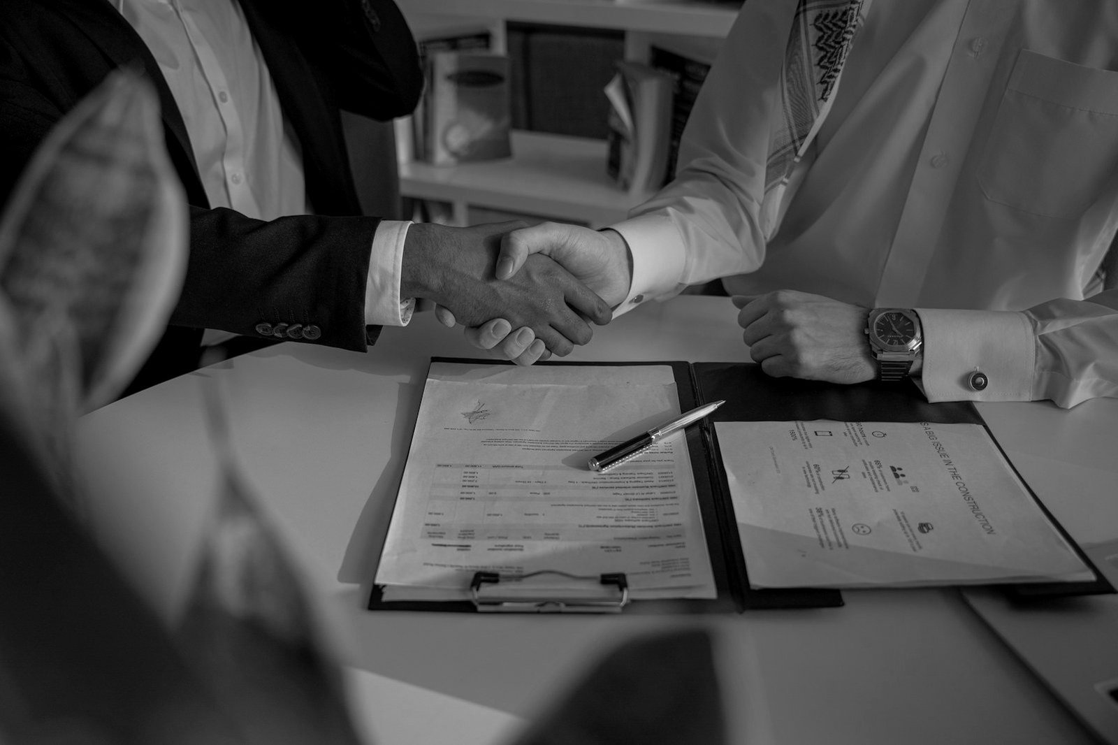 Mediation in Bangladesh — commercial contract dispute papers under review