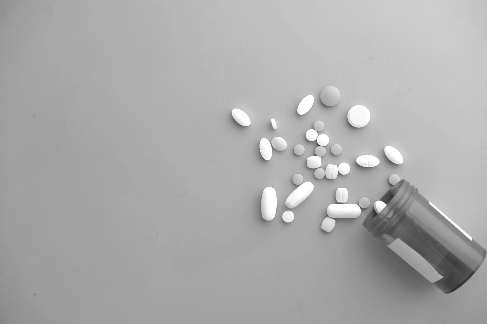 Narcotics case bail Bangladesh — defence lawyer reviewing a seizure list and bail petition