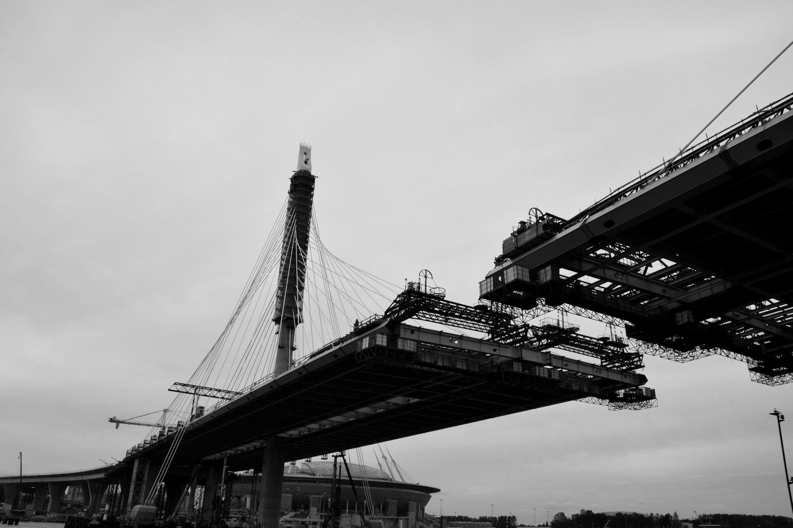 Project finance Bangladesh — bankers structuring a syndicated and DFI debt package