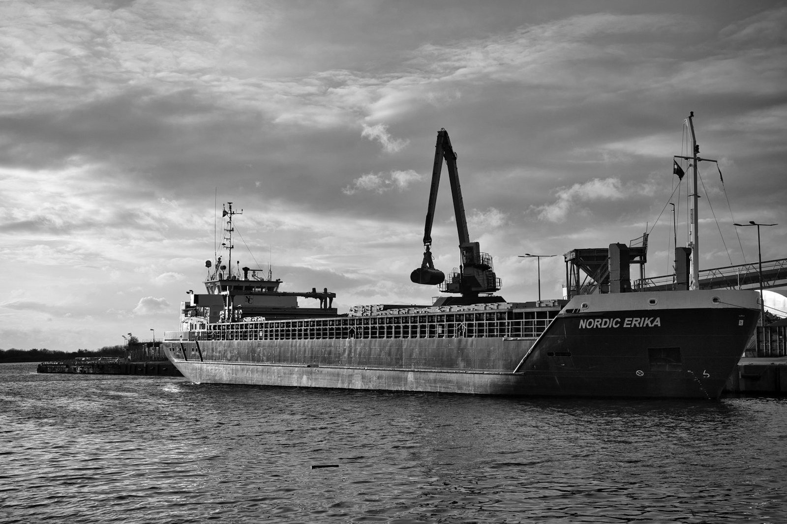 Ship release bank guarantee Bangladesh — bulk carrier at anchor awaiting release from arrest
