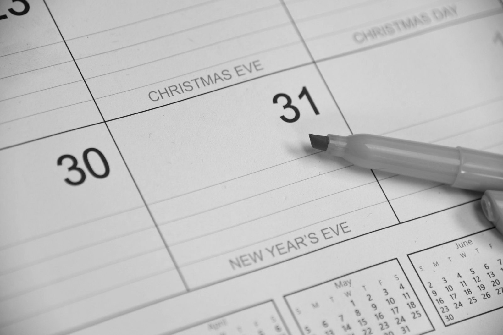 Stay order Bangladesh — calendar tracking the expiry and extension dates of an interim order
