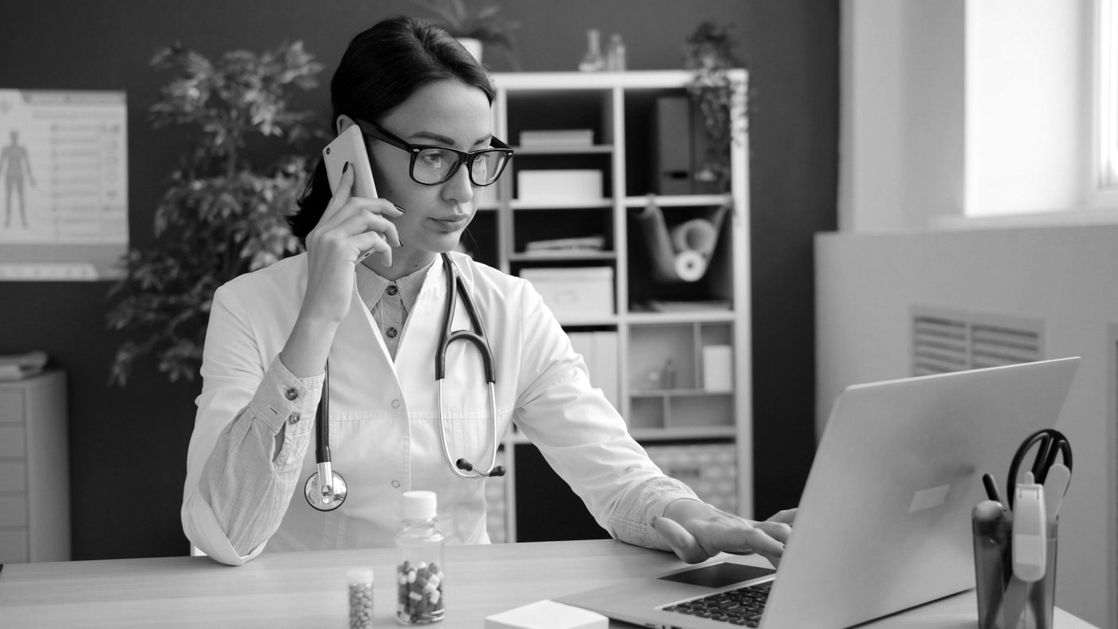 Telemedicine law in Bangladesh — patient using a health app on a smartphone with secure payment