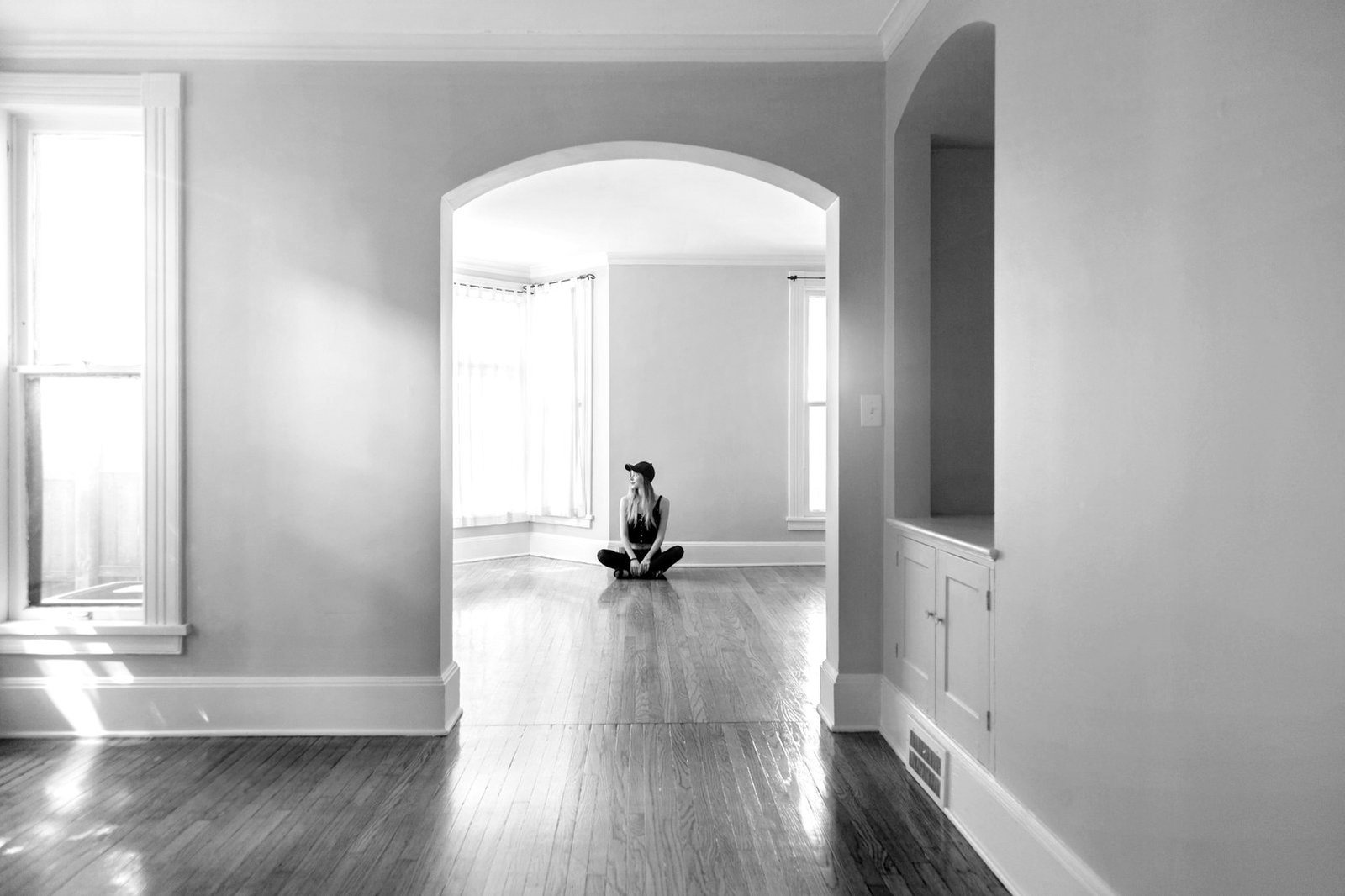 Tenant rights Bangladesh — empty flat inspected at the end of a tenancy before the advance is returned
