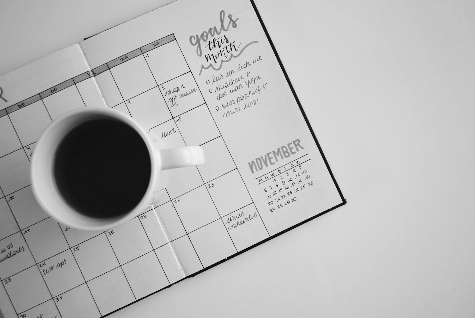 VAT compliance Bangladesh — calendar marking the 15-day monthly return and payment deadline